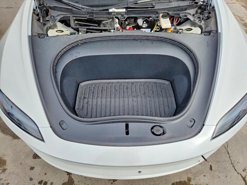 75208285 :رقم المزاد ، 5YJ3E1EB3SF034016 vin ، 2025 Tesla Model 3 مزاد بيع