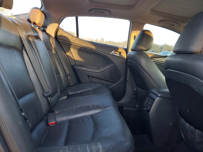 75704075 :رقم المزاد ، 5XXGR4A67FG375003 vin ، 2015 Kia Optima مزاد بيع