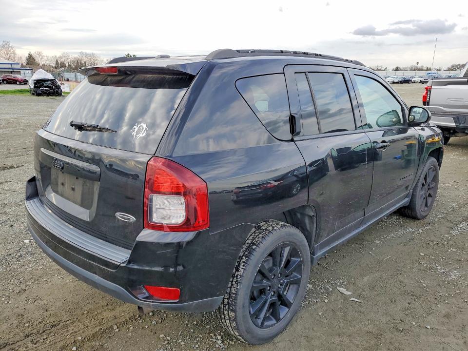 79036405 :رقم المزاد ، 1C4NJCBA5FD334908 vin ، 2015 Jeep Compass مزاد بيع
