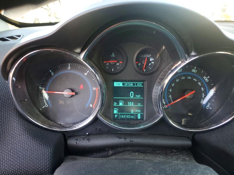 77221815 :رقم المزاد ، 1G1P75SZ5E7261022 vin ، 2014 Chevrolet Cruze مزاد بيع