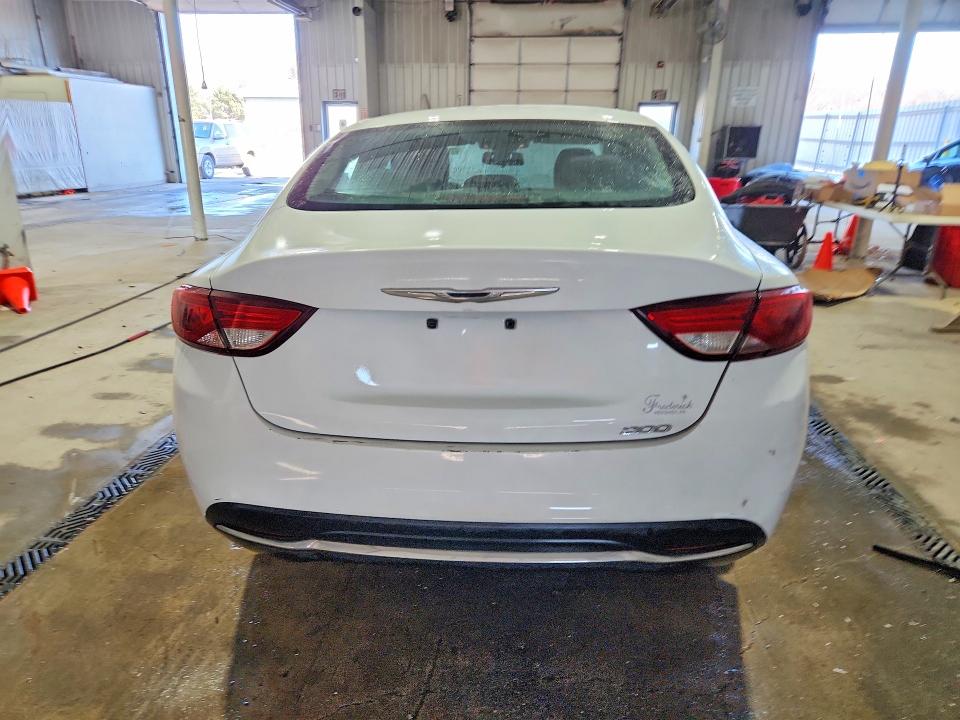 Продажа на аукционе авто 2015 Chrysler 200, vin: 1C3CCCABXFN691513, номер лота: 76842945