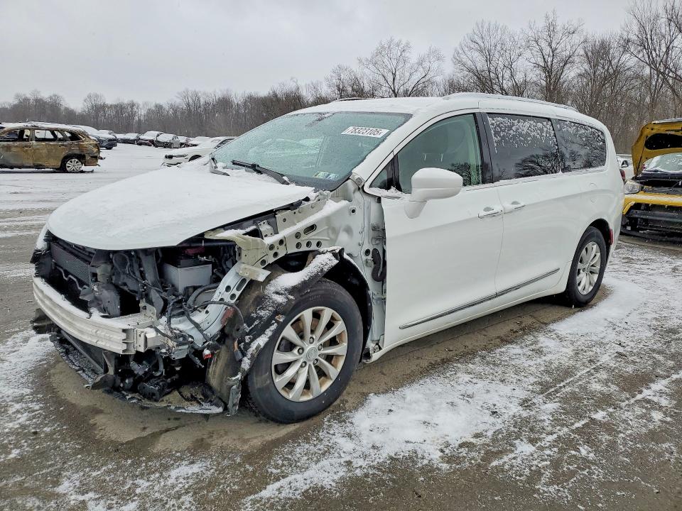 78323105 :رقم المزاد ، 2C4RC1BG0JR188816 vin ، 2018 Chrysler Pacifica مزاد بيع