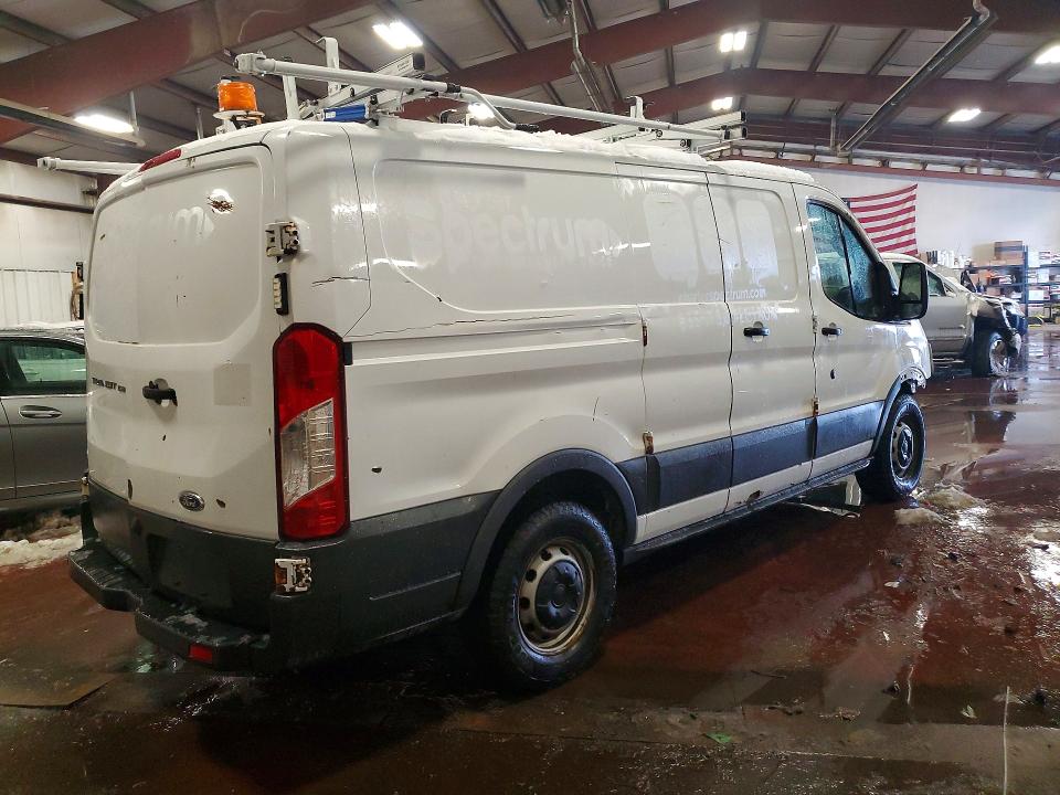 Продажа на аукционе авто 2015 Ford Transit, vin: 1FTNE1ZM9FKA17217, номер лота: 75282145