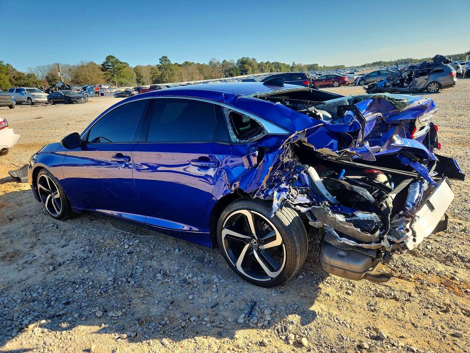 76449845 :رقم المزاد ، 1HGCV1F33MA075198 vin ، 2021 Honda Accord مزاد بيع