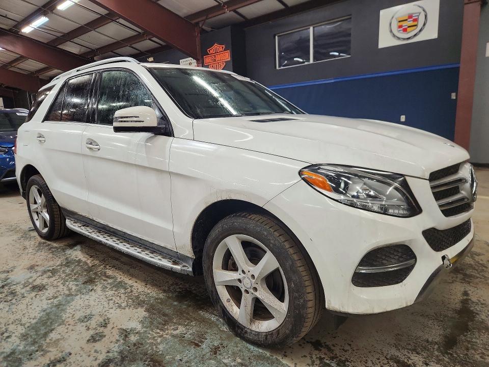 Продажа на аукционе авто 2016 Mercedes-benz Gle 300d 4, vin: 4JGDA0EB2GA725978, номер лота: 77389645