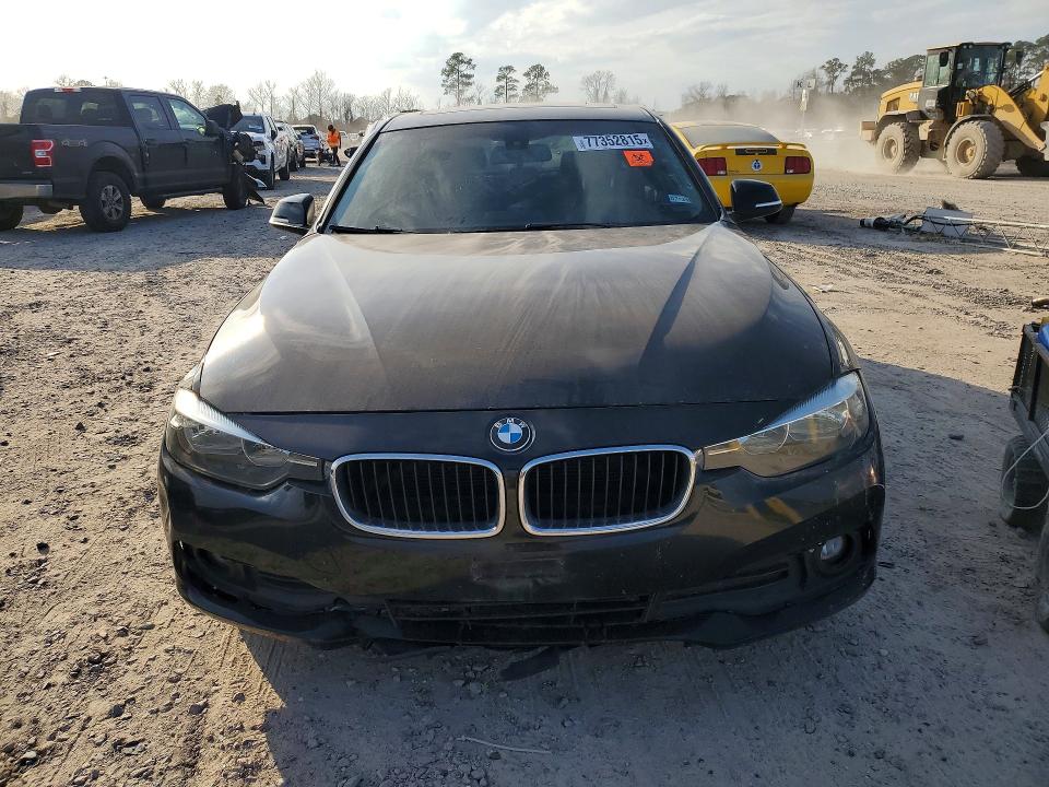 Auction sale of the 2017 Bmw 320 I, vin: WBA8E1G58HNU13050, lot number: 77352815