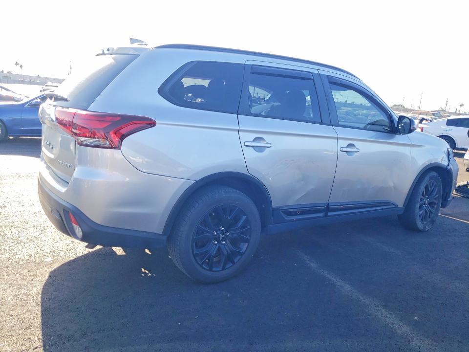 Продаж на аукціоні авто 2019 Mitsubishi Outlander, vin: JA4AZ3A3XKZ055357, номер лоту: 76217325