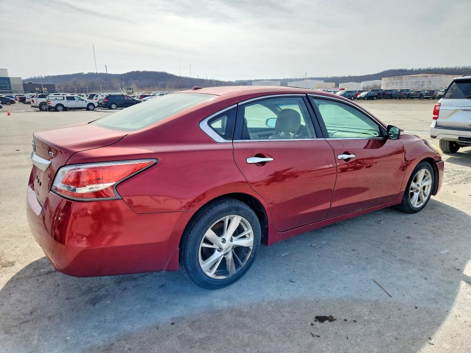 2015 Nissan Altima მანქანა იყიდება აუქციონზე, vin: 1N4AL3AP2FC143764, აუქციონის ნომერი: 79183465