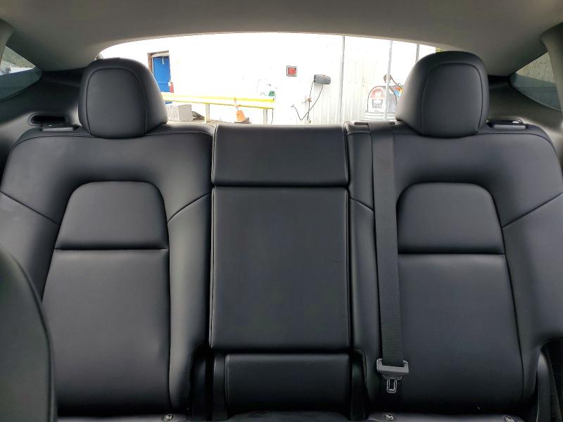 77846505 :رقم المزاد ، 7SAYGDEF2NF326512 vin ، 2022 Tesla Model Y مزاد بيع