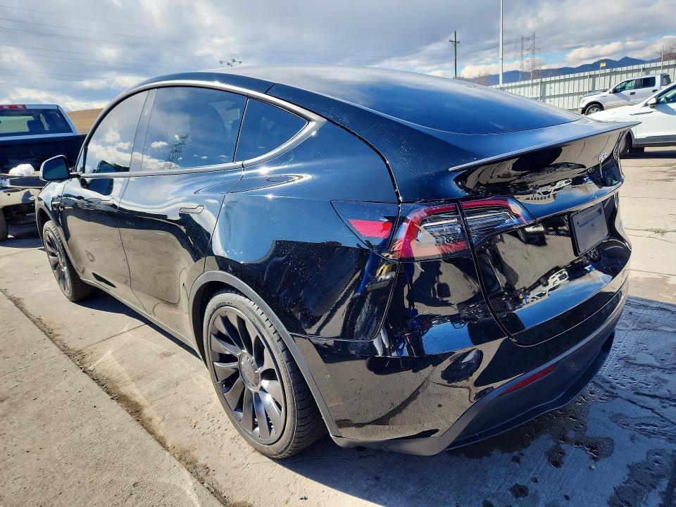 Продажа на аукционе авто 2025 Tesla Model Y, vin: 7SAYGDEFXSF265227, номер лота: 77200995