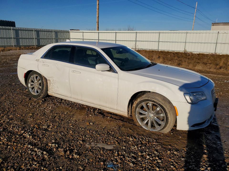 Aukcja sprzedaży 2016 Chrysler 300, vin: 2C3CCARGXGH198574, numer aukcji: 76037295