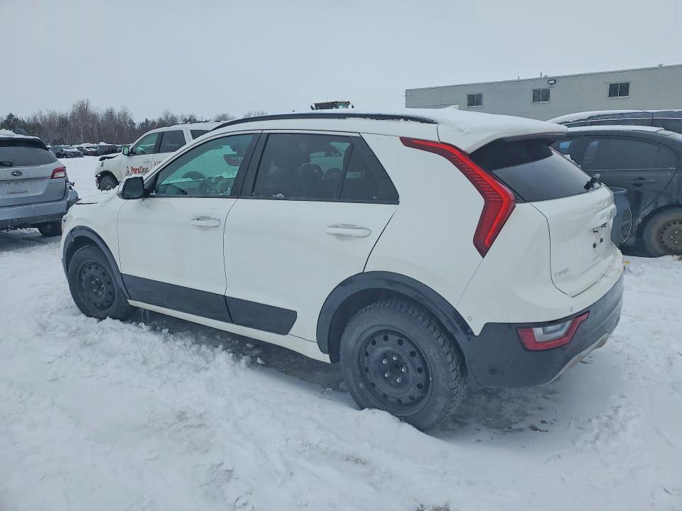 2023 Kia Niro მანქანა იყიდება აუქციონზე, vin: KNDCT3L15P5072013, აუქციონის ნომერი: 78513165