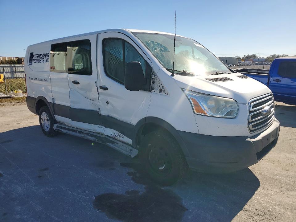 2015 Ford Transit მანქანა იყიდება აუქციონზე, vin: 1FTNR1ZM4FKA76535, აუქციონის ნომერი: 58991566