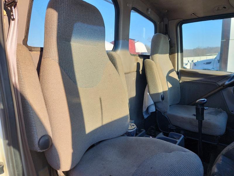Продажа на аукционе авто 2000 Sterling Truck Lt, vin: 2FWYFWEB3YAB42909, номер лота: 75906285