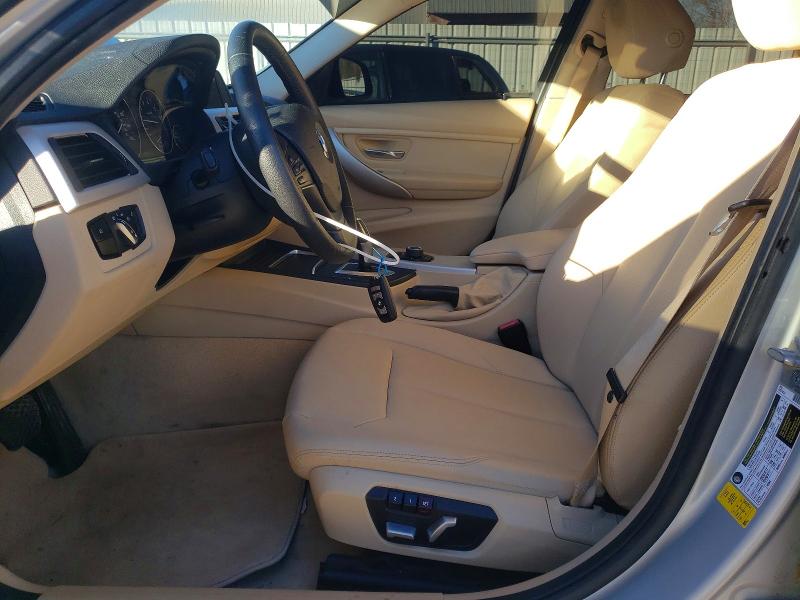 2016 Bmw 320 მანქანა იყიდება აუქციონზე, vin: WBA8E1G55GNU10363, აუქციონის ნომერი: 76693535