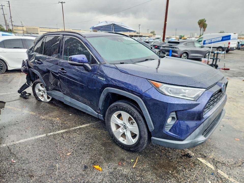 Продажа на аукционе авто 2021 Toyota Rav4 Hybrid, vin: 4T3RWRFV0MU030579, номер лота: 77532125