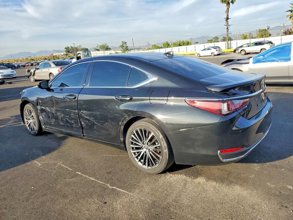 78913115 :رقم المزاد ، 58ADA1C12PU031718 vin ، 2023 Lexus Es 300h مزاد بيع