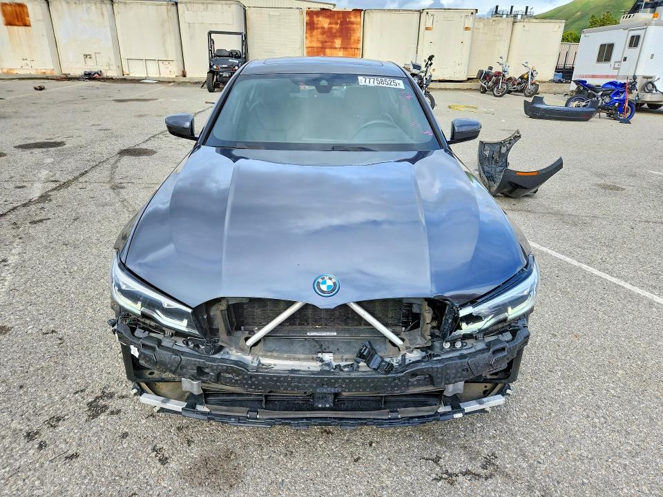 2022 Bmw 330e მანქანა იყიდება აუქციონზე, vin: 3MW5P7J05N8C27252, აუქციონის ნომერი: 77758525