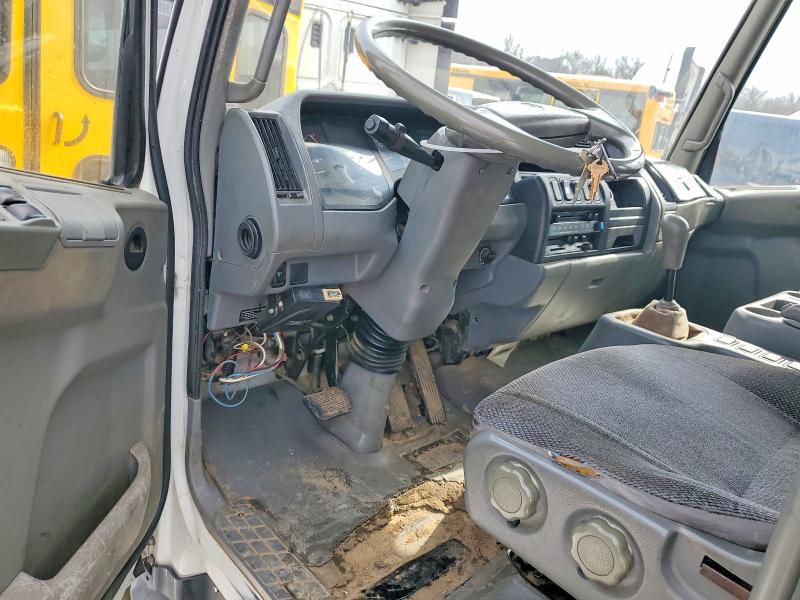 2006 Mitsubishi Fuso Truck Of America Inc Fm მანქანა იყიდება აუქციონზე, vin: JL6DGJ1E26K005489, აუქციონის ნომერი: 77212645