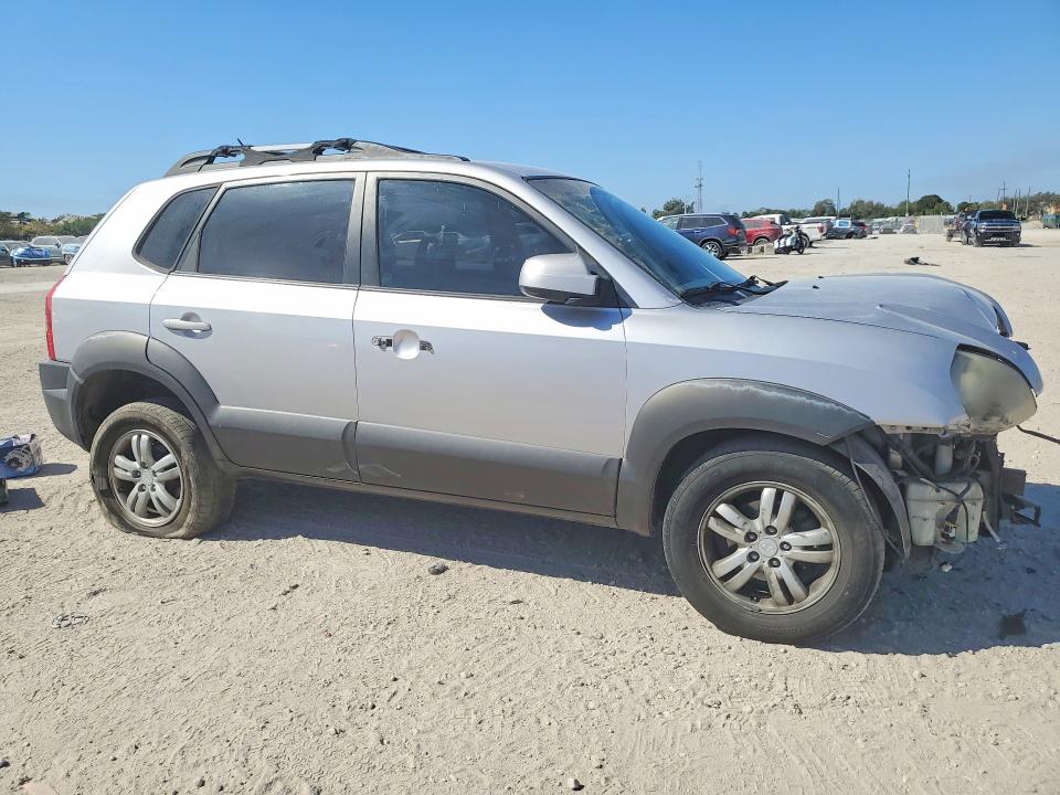 Aukcja sprzedaży 2006 Hyundai Tucson, vin: KM8JN12D46U323685, numer aukcji: 77341755