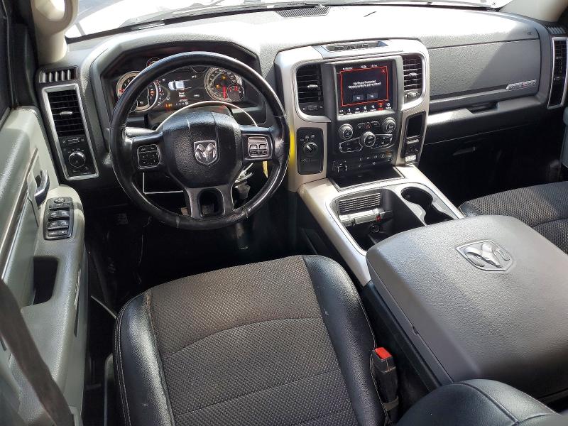 75886255 :رقم المزاد ، 3C6UR5DL0JG301493 vin ، 2018 Ram 2500 مزاد بيع