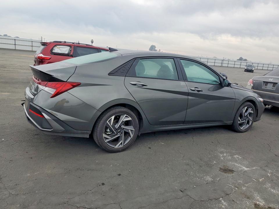 76823975 :رقم المزاد ، KMHLM4DJ6SU130853 vin ، 2025 Hyundai Elantra مزاد بيع