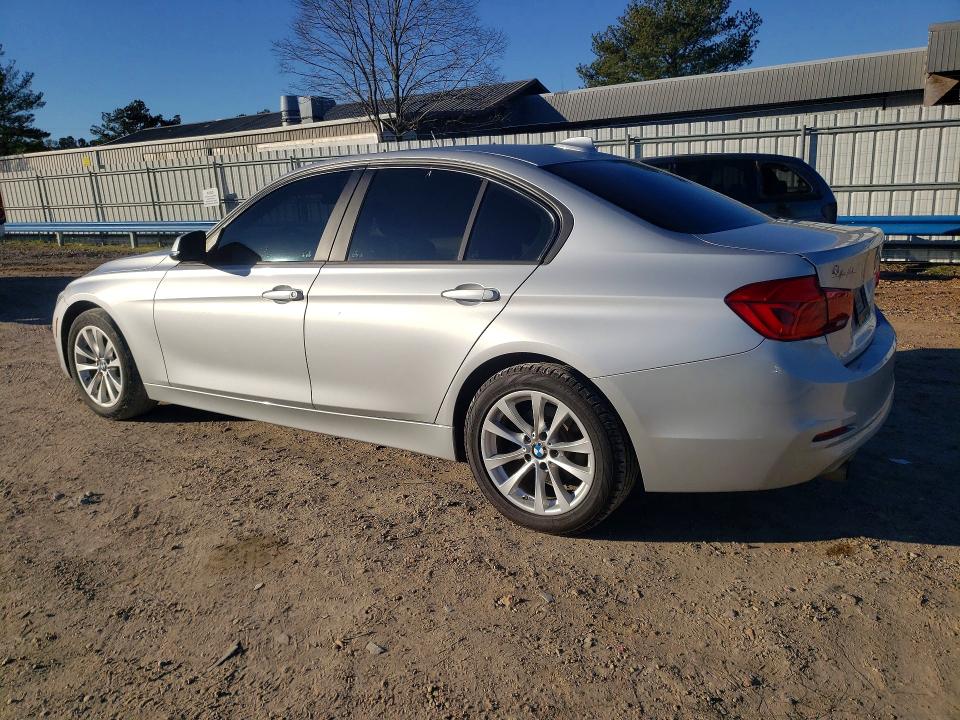 2016 Bmw 320 მანქანა იყიდება აუქციონზე, vin: WBA8E1G55GNU10363, აუქციონის ნომერი: 76693535