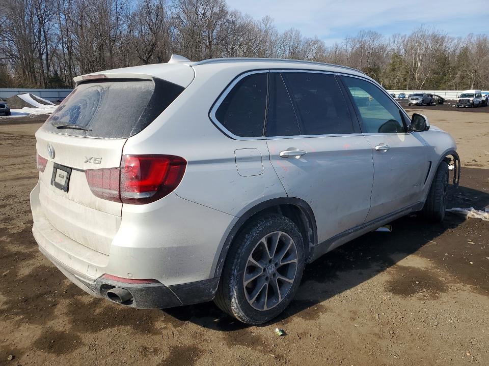 Aukcja sprzedaży 2017 Bmw X5, vin: 5UXKR0C31H0V72256, numer aukcji: 76636225