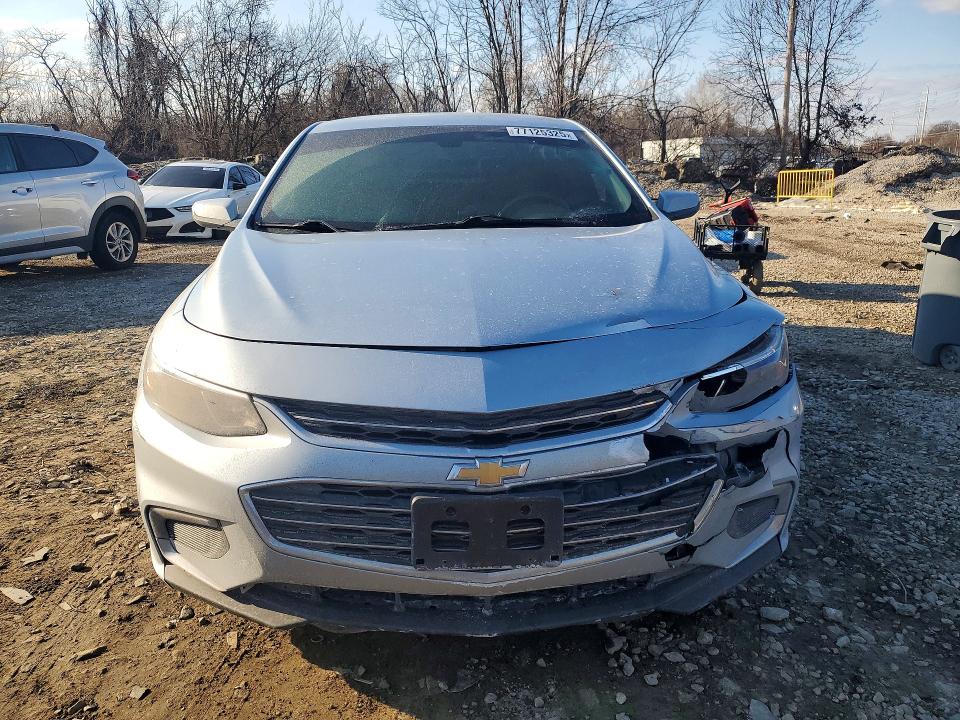 77125325 :رقم المزاد ، 1G1ZD5STXJF202741 vin ، 2018 Chevrolet Malibu مزاد بيع