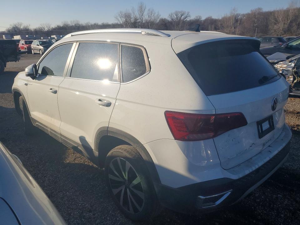 Продажа на аукционе авто 2024 Volkswagen Taos, vin: 3VVSX7B20RM031207, номер лота: 76443355