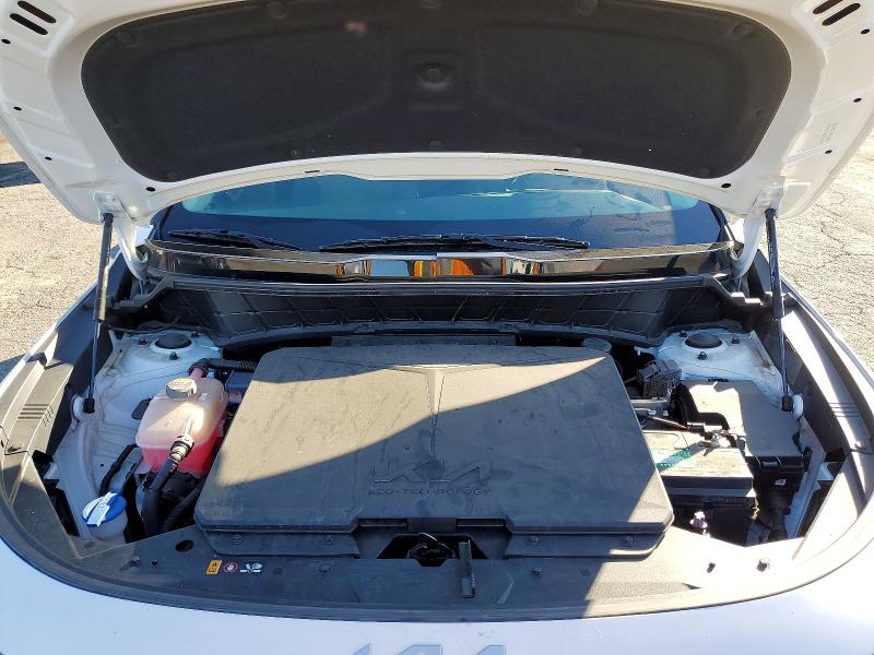 2024 Kia Niro მანქანა იყიდება აუქციონზე, vin: KNDCR3L19R5095750, აუქციონის ნომერი: 76604145