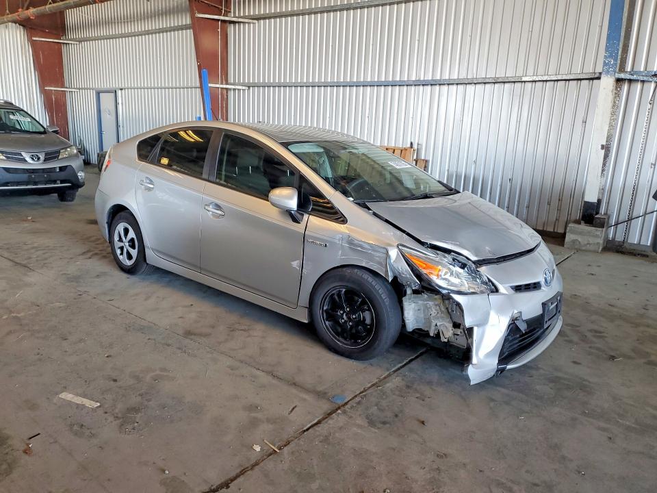 74851705 :رقم المزاد ، JTDKN3DU5F1970762 vin ، 2015 Toyota Prius مزاد بيع
