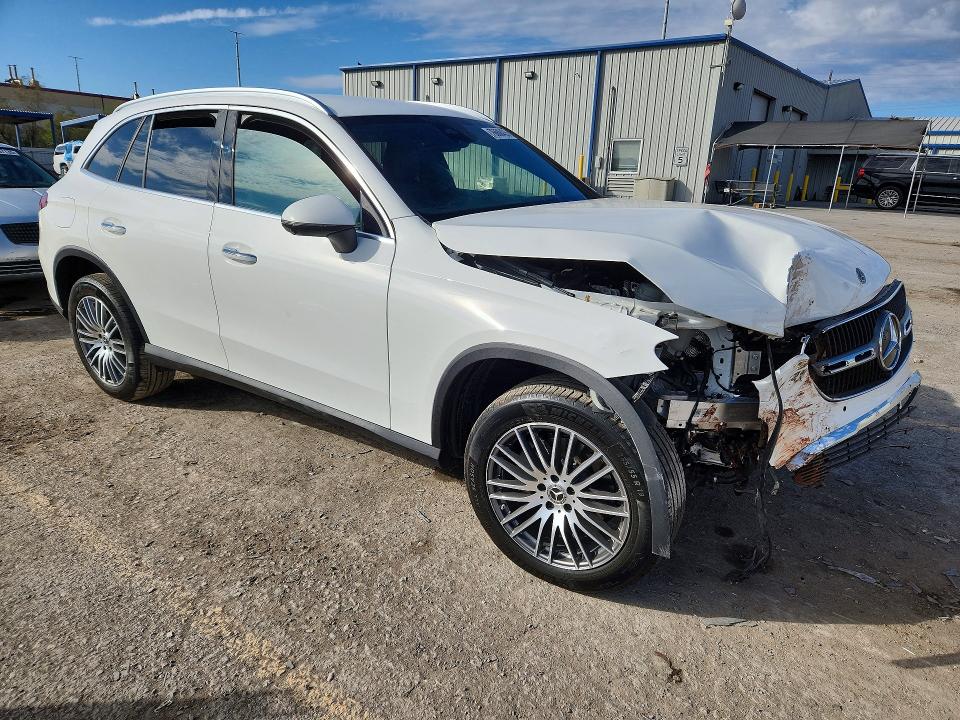 Продаж на аукціоні авто 2026 Mercedes-benz Glc, vin: W1NKM4GBXTU105422, номер лоту: 76606435