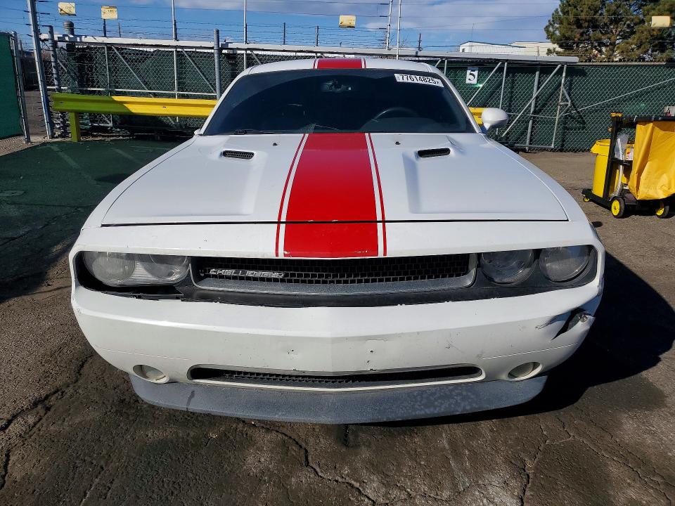77614825 :رقم المزاد ، 2C3CDYAG2EH299252 vin ، 2014 Dodge Challenger مزاد بيع
