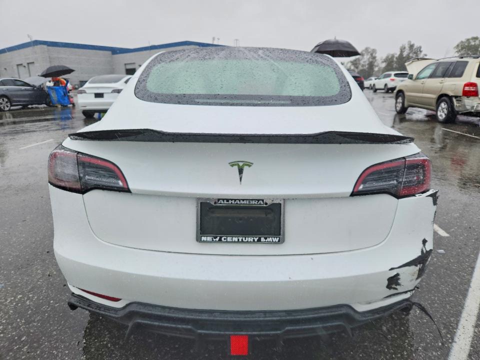 2023 Tesla Model 3 მანქანა იყიდება აუქციონზე, vin: 5YJ3E1EAXPF711142, აუქციონის ნომერი: 77643205
