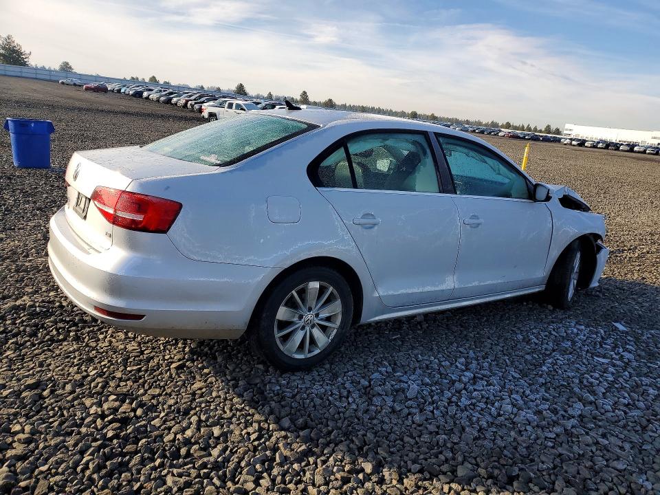 77389255 :رقم المزاد ، 3VWD07AJ9FM255718 vin ، 2015 Volkswagen Jetta مزاد بيع