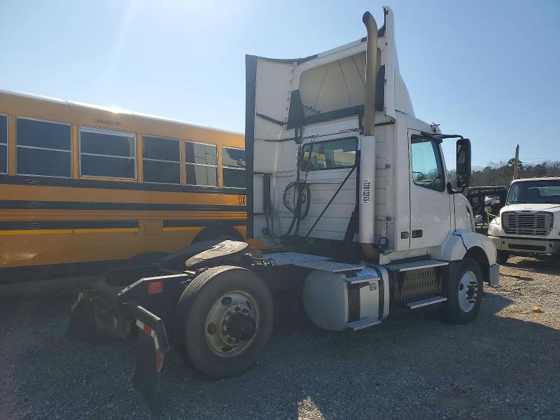 Продаж на аукціоні авто 2017 Volvo Vnl, vin: 4V4N39TG4HN988025, номер лоту: 72813245