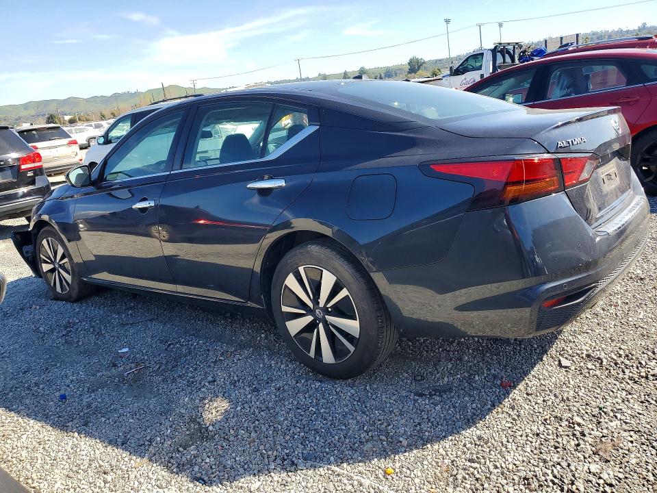 Продаж на аукціоні авто 2022 Nissan Altima, vin: 1N4BL4DV2NN399085, номер лоту: 79106065