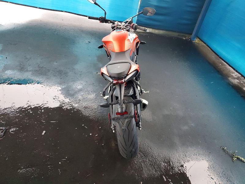 2025 Triumph Motorcycle Street Triple მანქანა იყიდება აუქციონზე, vin: SMTA604S3STCC8767, აუქციონის ნომერი: 77958225