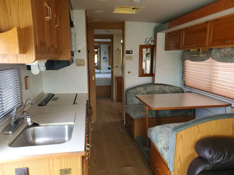 Aukcja sprzedaży 1999 Winnibago Recreational Vehicle (rv), vin: 3FCNF53SXXJA32803, numer aukcji: 74446115