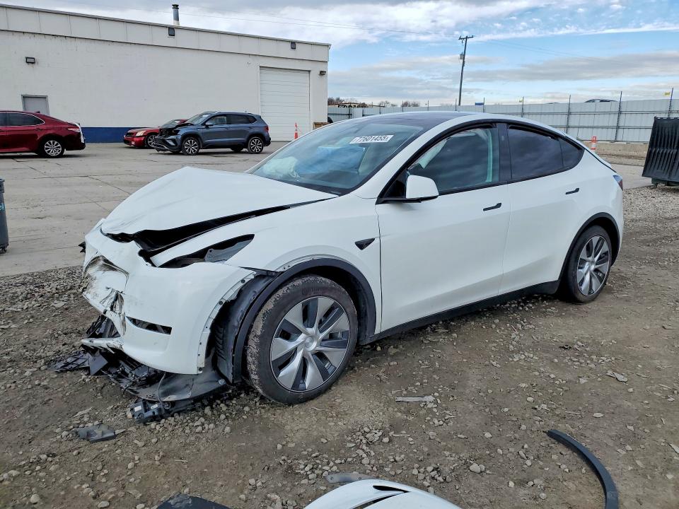 Продажа на аукционе авто 2023 Tesla Model Y, vin: 7SAYGDEE6PF967835, номер лота: 77601455