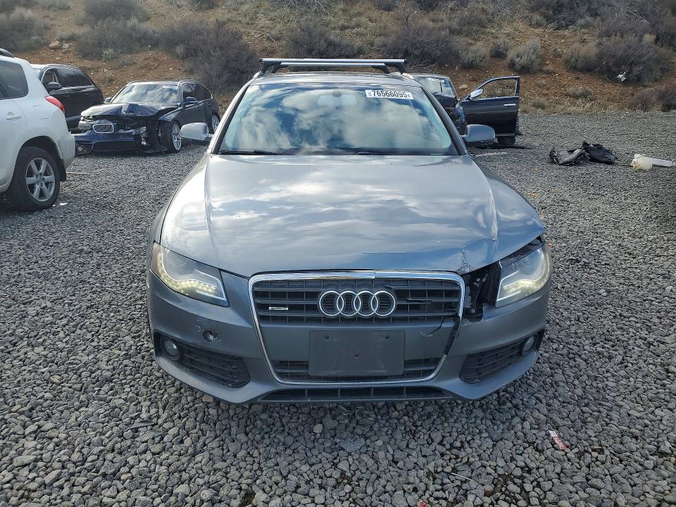 Продажа на аукционе авто 2012 Audi A4, vin: WAUSFAFLXCA001179, номер лота: 76566095