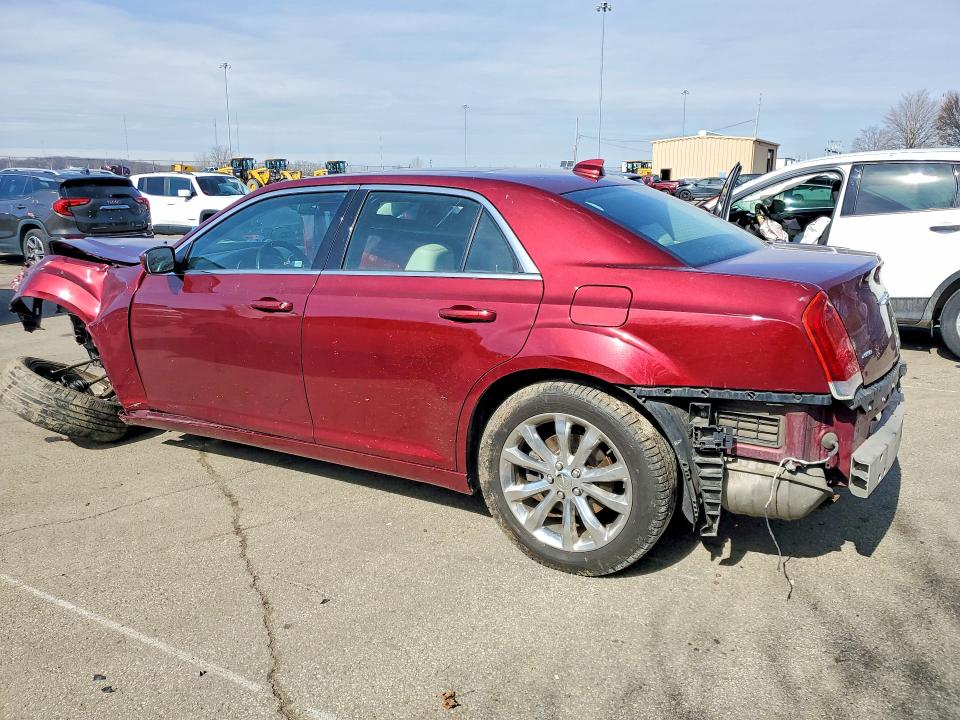 Продажа на аукционе авто 2017 Chrysler 300, vin: 2C3CCARGXHH521913, номер лота: 79009895