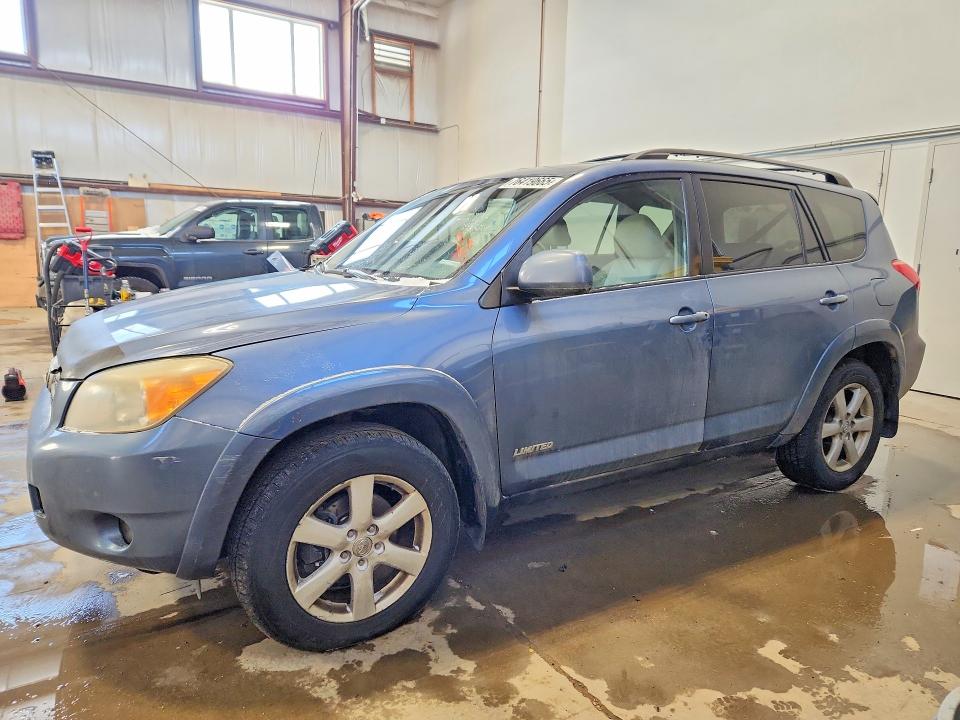 Продажа на аукционе авто 2006 Toyota Rav4 Limit, vin: JTMBK31V466008364, номер лота: 76419665