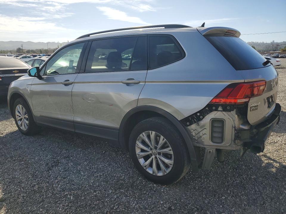 78667715 :رقم المزاد ، 3VV1B7AX0LM052511 vin ، 2020 Volkswagen Tiguan مزاد بيع