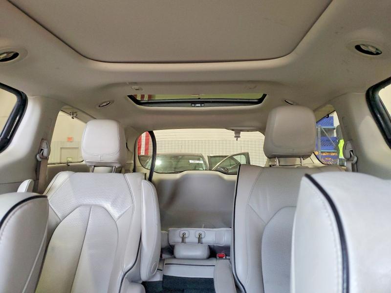 77594925 :رقم المزاد ، 2C4RC1N78LR193289 vin ، 2020 Chrysler Pacifica مزاد بيع