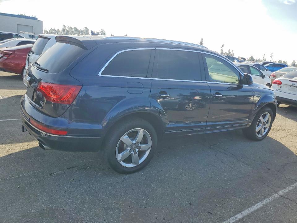 79080475 :رقم المزاد ، WA1CGAFE8FD014239 vin ، 2015 Audi Q7 مزاد بيع