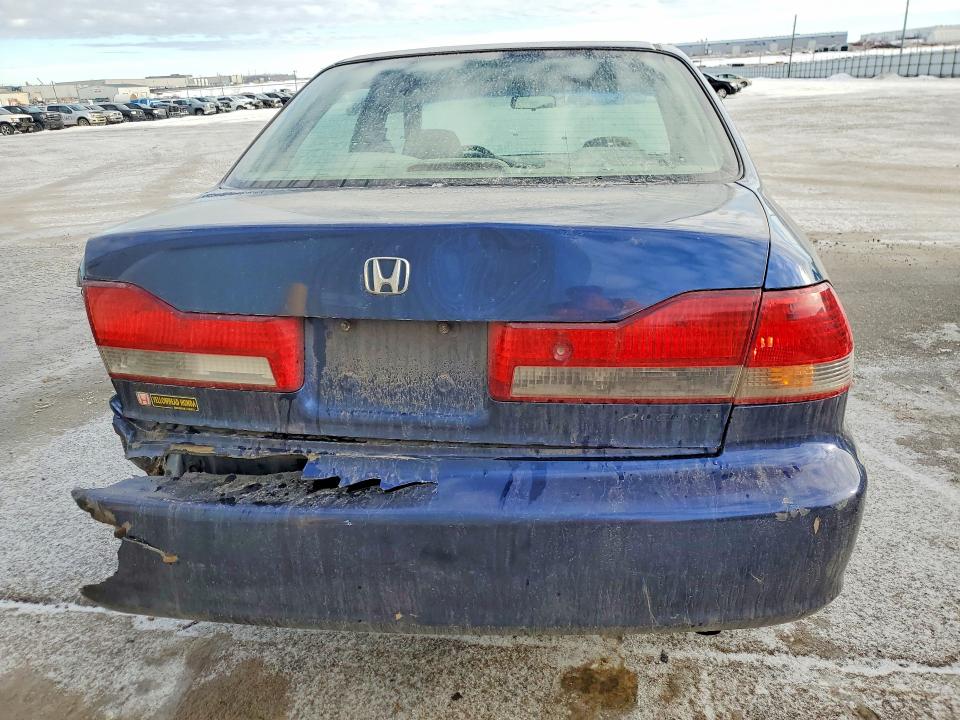 74421495 :رقم المزاد ، 1HGCG56401A813674 vin ، 2001 Honda Accord مزاد بيع
