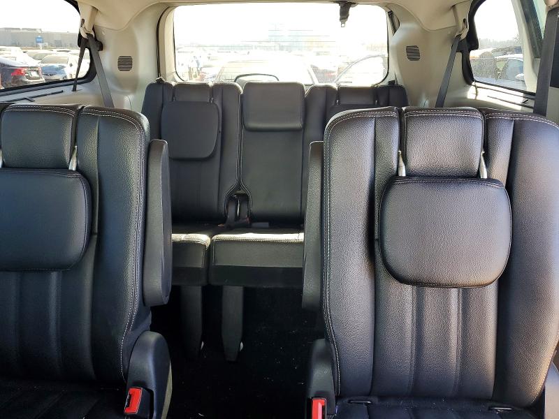 77399735 :رقم المزاد ، 2C4RC1BG3GR208369 vin ، 2016 Chrysler Town & Country مزاد بيع