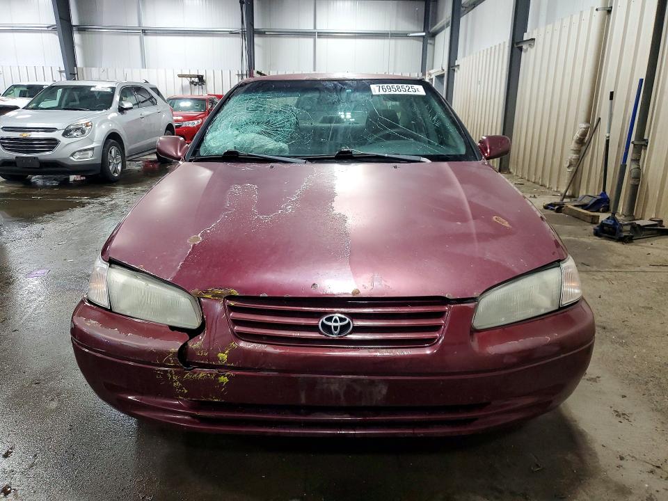 1997 Toyota Camry მანქანა იყიდება აუქციონზე, vin: 4T1BG22K9VU148240, აუქციონის ნომერი: 76958525